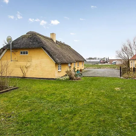 Feriehus 2 Bedroom Pet Friendly In Thyholm