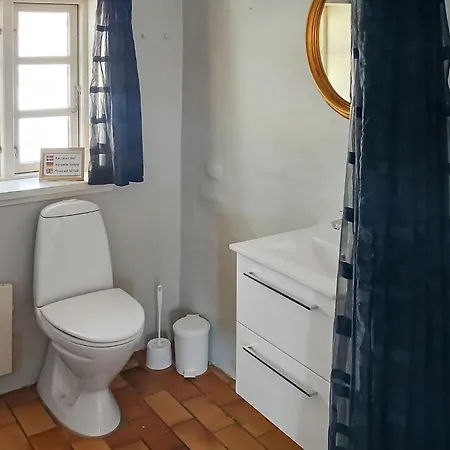 Feriehus 2 Bedroom Pet Friendly In *